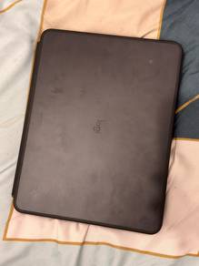 Logitech Combo Touch iPad Pro 13inch M4/5
