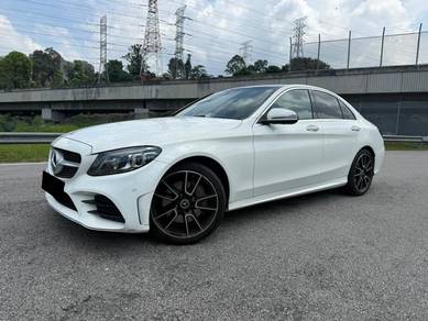 Mercedes Benz C300 300 AMG LINE in Seri Kembangan, SGR