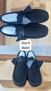 lelong kasut dan sandal lelaki