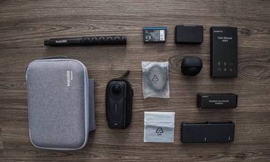 Insta360 X5 Complete Set (Like New)