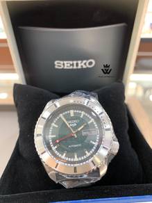 Seiko SRPJ91K1 King Samurai – Men’s Sports Watch