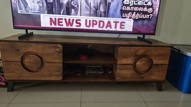 TV Rack Classic and Modern Style