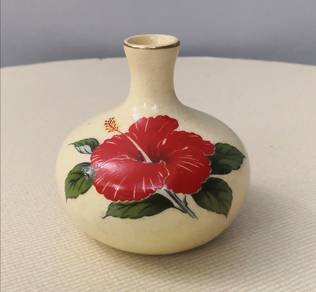 small vintage pottery vase hibiscus