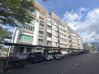 Condominium For Sale in University Utama Condominium