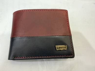 Brand new Levi's leather wallet