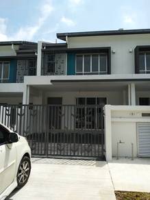 Terraced House For Sale in Sepang,SGR