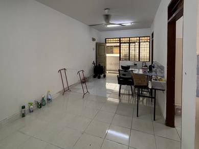 Apartment For Sale in Mentari Court