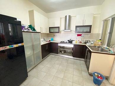 Apartment For Sale in Sri Bayu Apartments