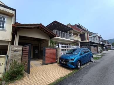 2-storey Terraced House For Sale in Gombak,SGR