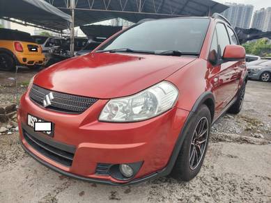 Suzuki SX4 CROSSOVER in Puchong, KUL