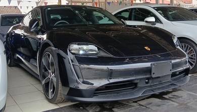 2024 Porsche Taycan -