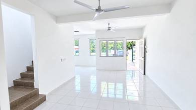 2-storey Terraced House For Rent in Pusing,PRK