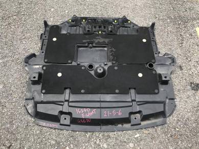 No 21-5-6 Lexus Is250 F-Sport Engine Cover Jpn