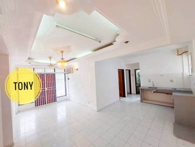 Apartment For Sale in Tanjung Court