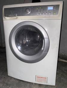 Electrolux wash 7kg + Dry 5kg
