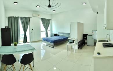 Service Residence For Rent in CyberSquare SOHO
