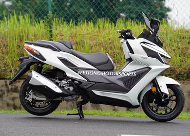 Sym Cruisym 400i