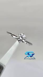 Diamond ; 0.51 carat with GIA Certicate
