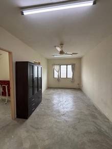 Apartment For Rent in PPR Raya Permai