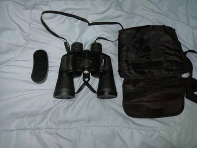 Uscamel binoculars