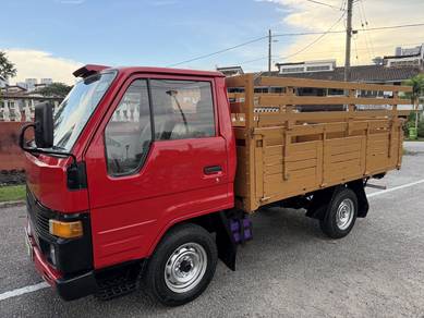 Toyota Dyna KARGO AM 10 Kaki PETROL