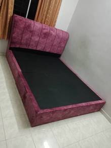 Katil queen size