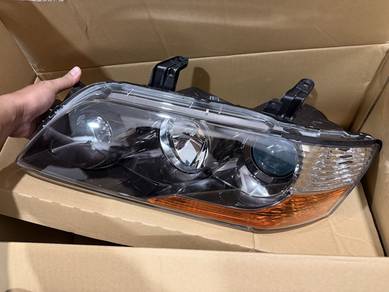 lancer evolution 9 headlight