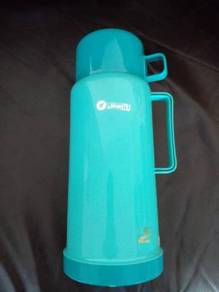 Hot water thermos (flask)