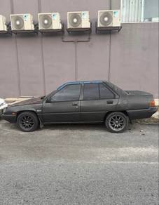Proton Saga in Sungai Buloh, SGR