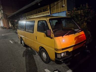 van ISUZU WFR 