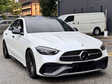 Mercedes Benz C300 300 AMG LINE in Petaling Jaya, SGR