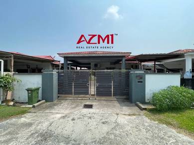 Terraced House For Sale in Miri,SWK