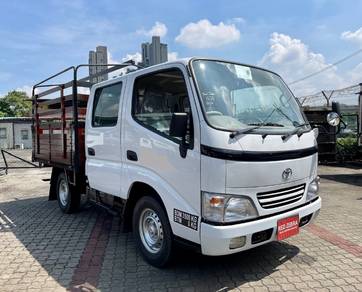 Toyota Dyna Double Cabin Wooden Cargo yr2026