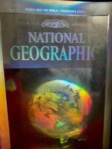 Nat Geo 1988 Hologram Earth (Vol 174 No 6)