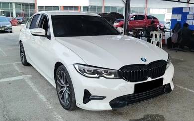 BMW 320i 20i SPORT in Puchong, SGR