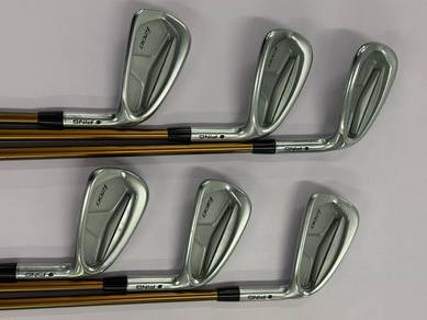 Ping i200 Black Dot Golf Iron Set 5-W Graphite