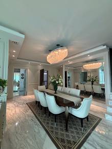 Condominium For Sale in The Light Collection II