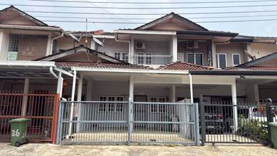 1.5-storey Terraced House For Sale in Kuching,SWK