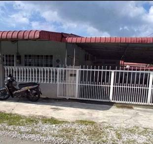 D'Corner Homestay 2 Hutan Melintang