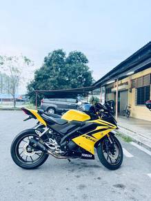 Yamaha R15