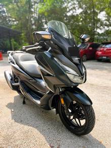 Honda Forza 250