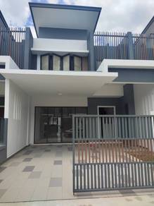 Semi-Detached House For Sale in Sungai Buloh,SGR