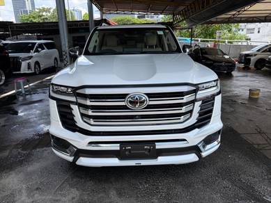 Toyota Land Cruiser ZX in Cheras, KUL