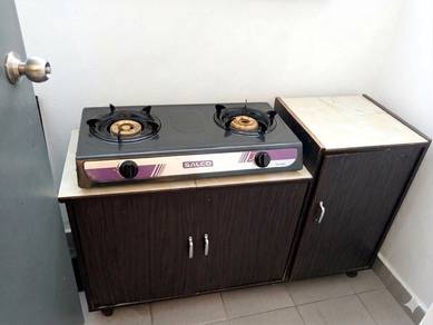 Kitchen cabinet with stove