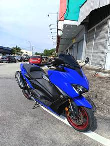 Yamaha TMAX