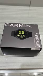 Garmin Vivoactive 5 smart watch