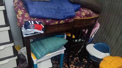 Meja makan 3 kerusi sahaja