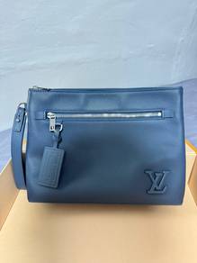 Louis Vuitton  Aerogram iPad Pouch M81029 Full Set