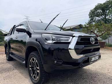 2021 Toyota Hilux V