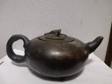 Antique Royal Brass Tea Pot Ming Dynasty